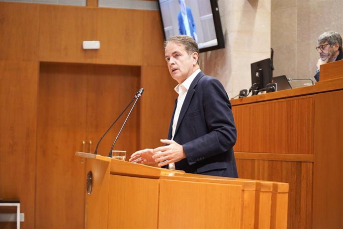 El consejero de Hacienda, Interior y Administración Pública del Gobierno de Aragón, Roberto Bermúdez de Castro.