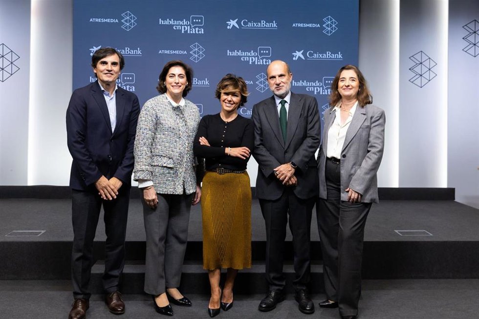 Atresmedia y CaixaBank firman un acuerdo para impulsar acciones enfocadas a dar visibilidad a los mayores