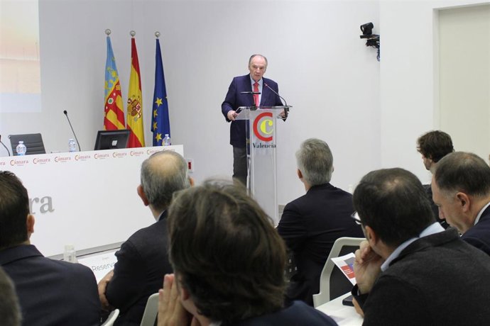 El presidente de Cámara Valencia, José Vicente Morata, en la jornada 'El futuro de la energía eléctrica: clave para la competitividad empresarial'