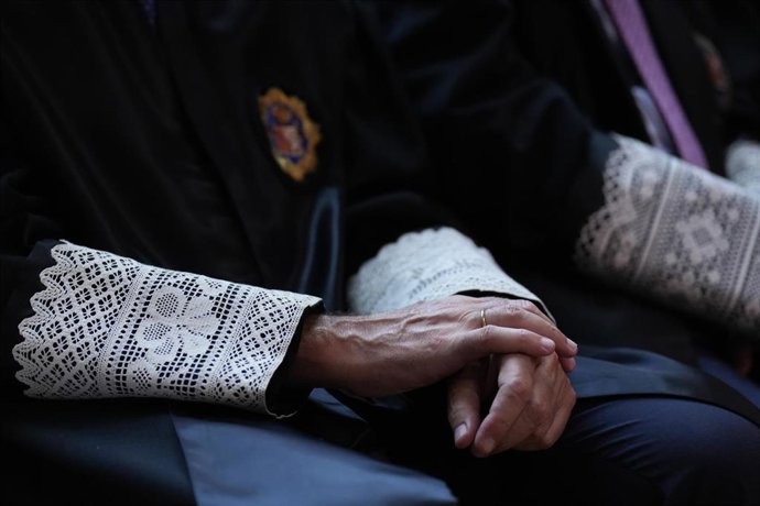 Archivo - Detalle de las Togas del atuendo de los jueces durante el acto de toma de posesión como decana del Ilustre Colegio de la Abogacía de Barcelona (ICAB), en el Salón de Actos del Palauet Casades, a 3 de julio de 2025, en Barcelona, Cataluña (España