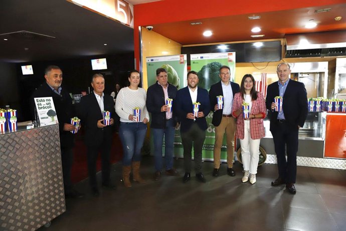 Asistentes al pre-estreno del spot 'Crisis de Identidad Digital'