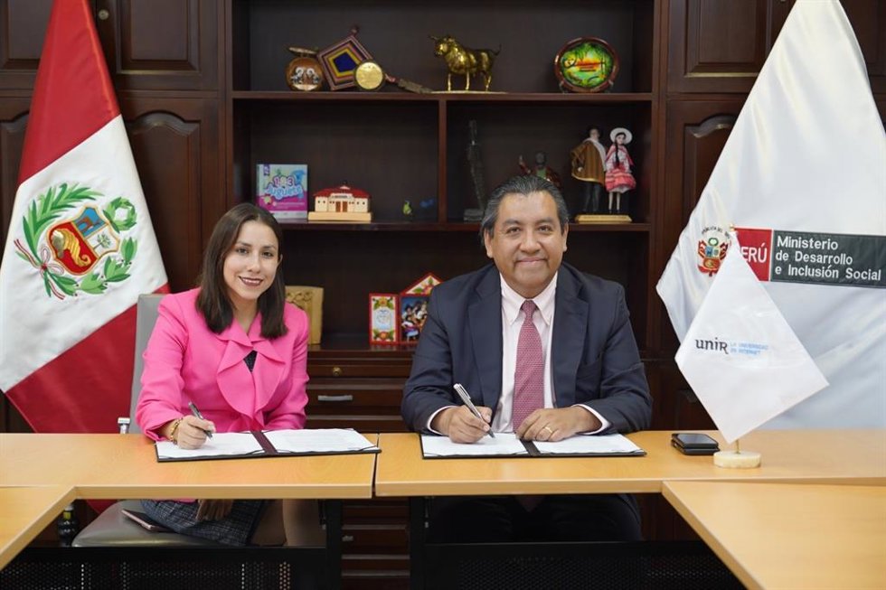 Lesly Shica Seguil Y Martín Santivañez Corroboran El Acuerdo Entre UNIR Y MIDIS