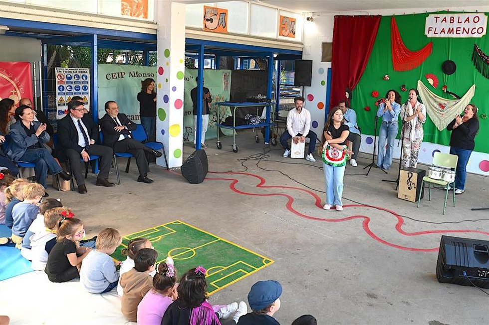 Celebración del Día Internacional del Flamenco en el CEIP Alfonso X El Sabio de Jerez de la Frontera (Cádiz)
