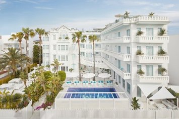 Archivo - Meliá asume la gestión de los seis hoteles MiM, propiedad de Leo Messi.