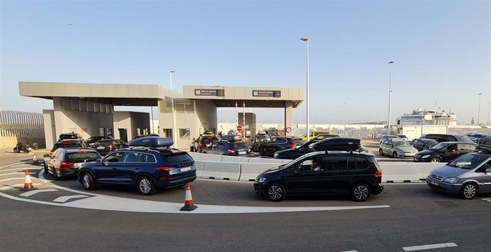 Archivo - Puerto de Tarifa (Cádiz) en una foto de archivo.
