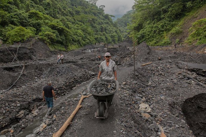 Archivo - Imagen de archivo de una mina en Colombia 