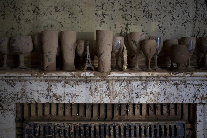 Archivo - Interior de una casa llena de barro, a 2 de noviembre de 2024, en Alfafar, Valencia, Comunidad Valenciana (España). ARCHIVO. 