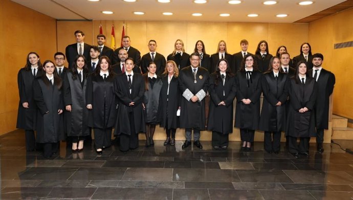 Acto de jura o promesa de 28 nuevos letrados en el Colegio de Abogados de Valladolid.