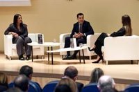 Juanma Moreno: "Me inquieta que el día de mañana a un niño no lo inviten a un cumpleaños porque es del otro bando"