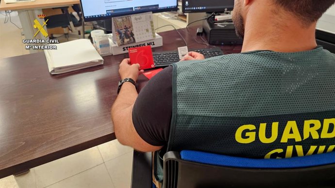 Imagen de un Guardia Civil de Huelva.