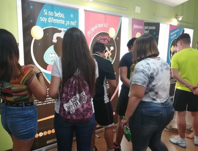 La Diputación de Huelva se suma al Día Mundial sin Alcohol con campañas de prevención entre menores.