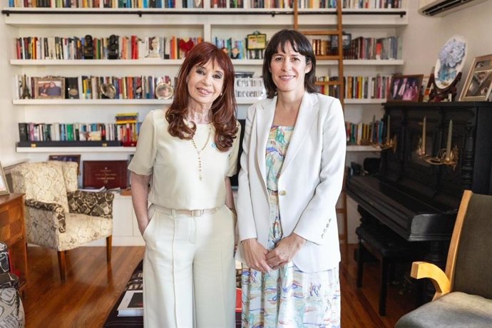 La portavoz nacional del BNG,Ana Pontón, se reúne con la expresidenta de Argentina Cristina Fernández de Kirchner.