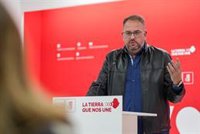 El PSOE extremeño acusa a Feijóo y Abascal de querer decidir desde Madrid el futuro de la región