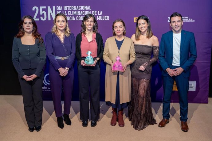 Foto de familia de los reconocimientos Meninas 2025