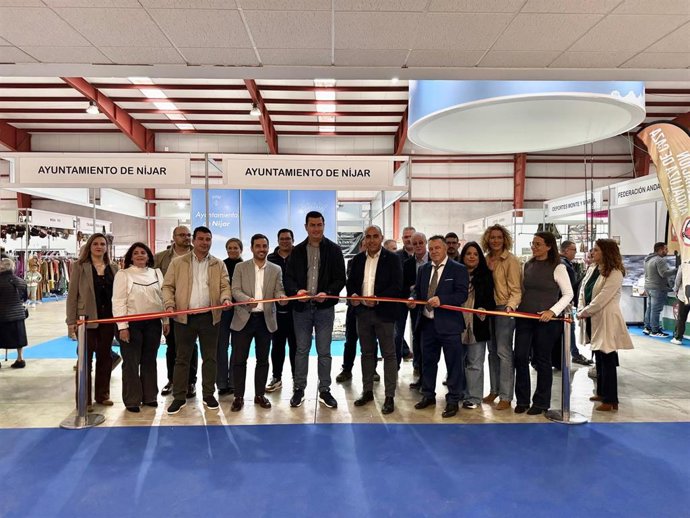 Campohermoso acoge la primera Feria Ecuestre, Cinegética y de Pesca de Níjar.