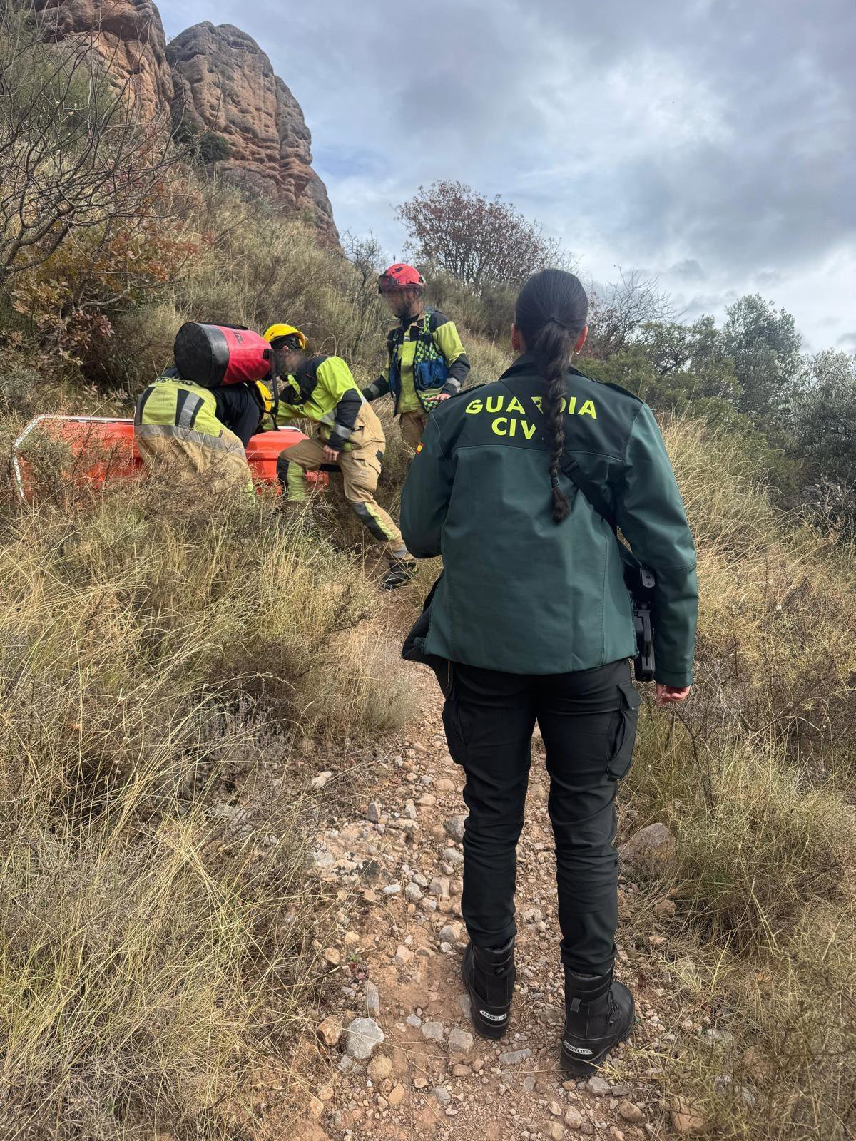 Guardia Civil y Bomberos auxilian a una senderista herida en la ermita de San Esteban de Viguera