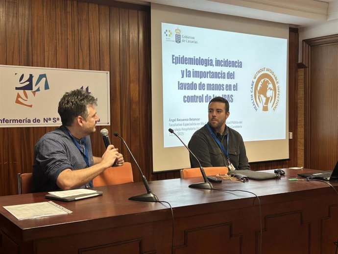 Profesionales sanitarios del Hospital de La Candelaria refuerzan su formación en prevención y control de infecciones