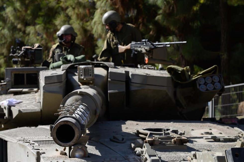 Archivo - Un carro de combate israelí Merkava en el sur de Líbano (archivo)