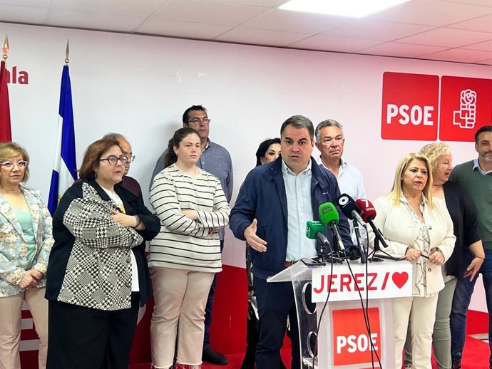 El PSOE de Cádiz respalda la concentración por la sanidad pública en Jerez