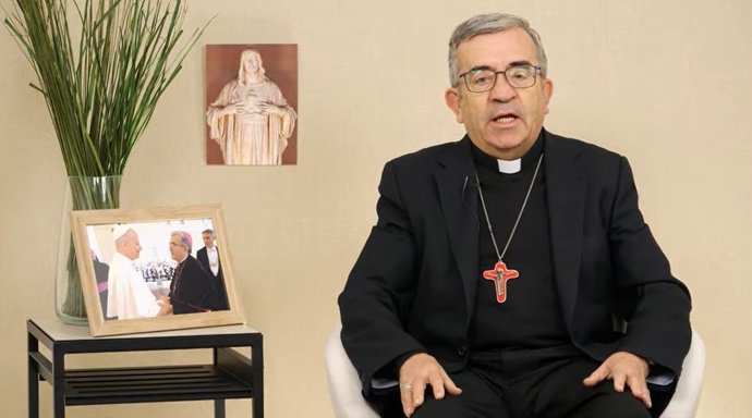 El presidente de la CEE y arzobispo de Valladolid, Luis Argüello, en una carta pastoral