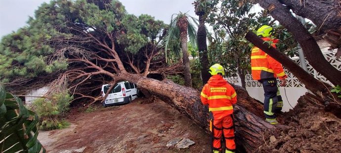 Imagen de las incidencias por la borrasca 'Claudia' en Marbella (Málaga).