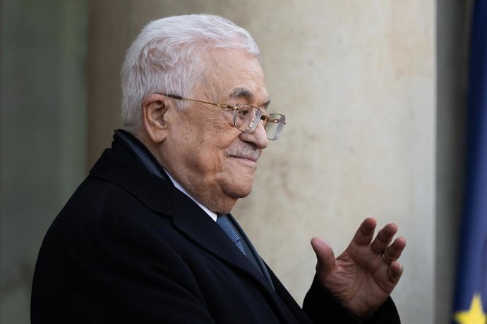 November 11, 2025, Paris, France, France: Palestinian president Mahmud Abbas arrives to meet France s President at The Elysee Presidential Palace.