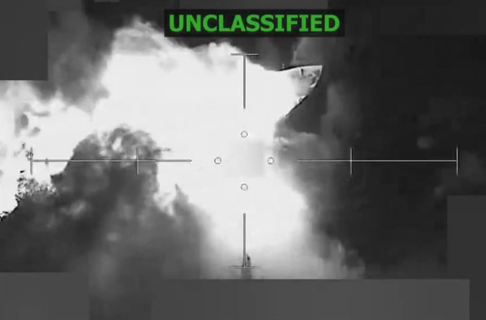 Bombardeo de una embarcación de supuestos narcotraficantes