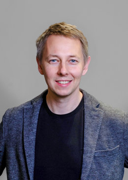 Steve Behrendt, Socio Director en España