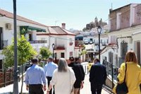 El Castillo (Sevilla), "partido en dos" tras el socavón de la A-433: "No cabía un proyecto sino obras urgentes"