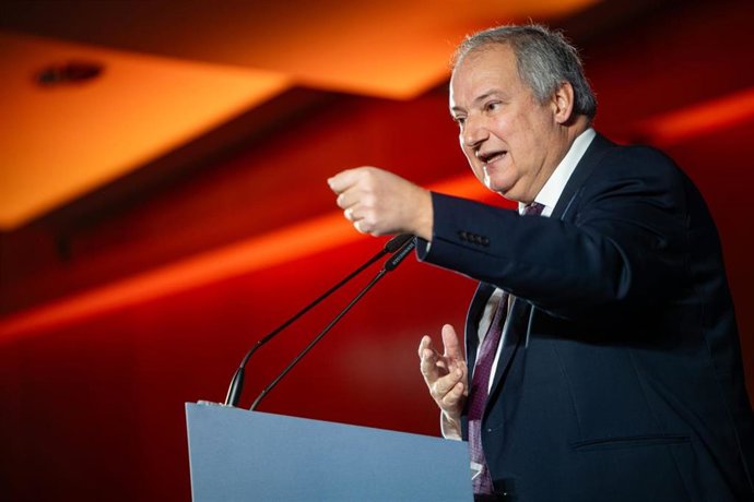 El ministro de Industria y Turismo, Jordi Hereu, en la inauguración del Foro Barcelona