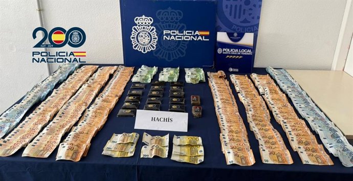 Hachís y dinero intervenido en una operación en Santa Cruz de Tenerife