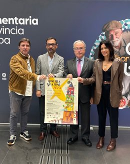 El presidente de Iprodeco, Félix Romero (segundo por la izda.), en la presentación del cartel de 'Montilla Xperience'.