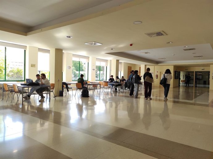 Estudiantes en la Universidad de Córdoba.