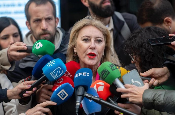 La consejera de Economía, Hacienda, Fondos Europeos y Diálogo Social y portavoz del Gobierno andaluz, Carolina España, este lunes en Madrid, antes de entrar a la reunión del CPFF