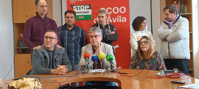 Los responsables de CCOO en Ávila durante la rueda de prensa de este lunes.