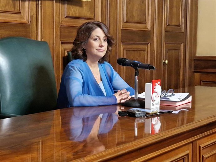 La alcaldesa de Teruel, Emma Buj.