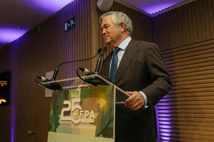 El presidente de EFPA España, Santiago Satrústegui, en los actos conmemorativos del 25ºAniversario de la entidad.