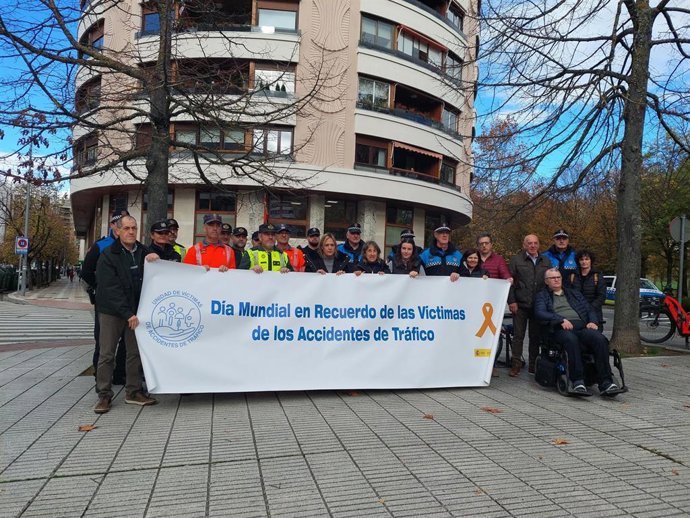 La Jefatura Provincial de Tráfico de Navarra conmemora el Día Mundial en Recuerdo de las Víctimas de Accidentes.