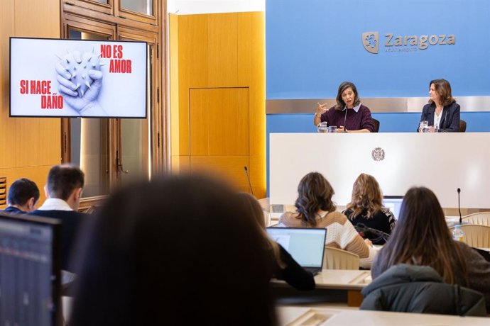 Presentación de la campaña del Ayuntamiento de Zaragoza por el 25-N.