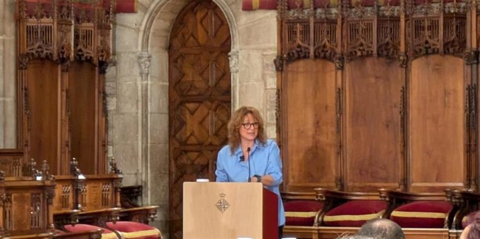 La presidenta de Transports Metropolitans de Barcelona (TMB) y primera teniente de alcalde, Laia Bonet, en el acto de este lunes