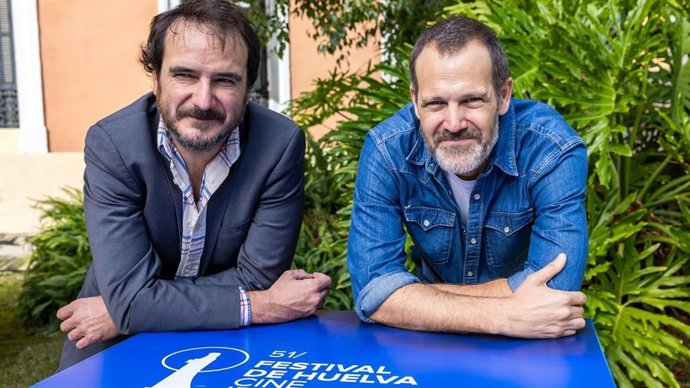 Los directores Aitor Arregi y José Mari Goenaga han presentado 'Maspalomas' en el Festival de Huelva.