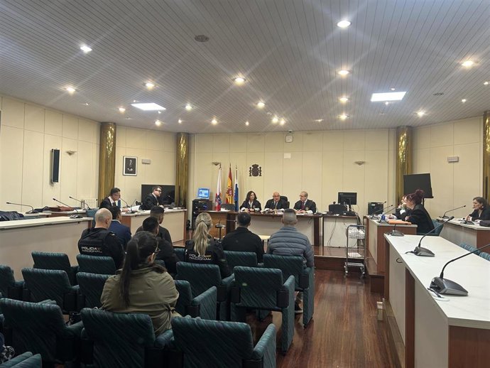 Tercer día del juicio contra cinco acusados por agredir a un hombre que perdió un ojo en Castro Urdiales.