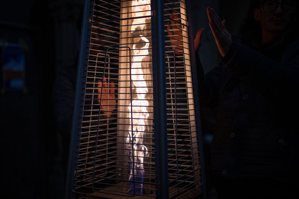 El Gobierno llama a la prudencia para evitar incendios en viviendas con la llegada del frío