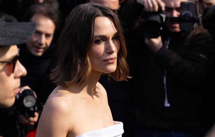Keira Knightley publica 'Te quiero igual que siempre', su primer libro basado es su experiencia como madre