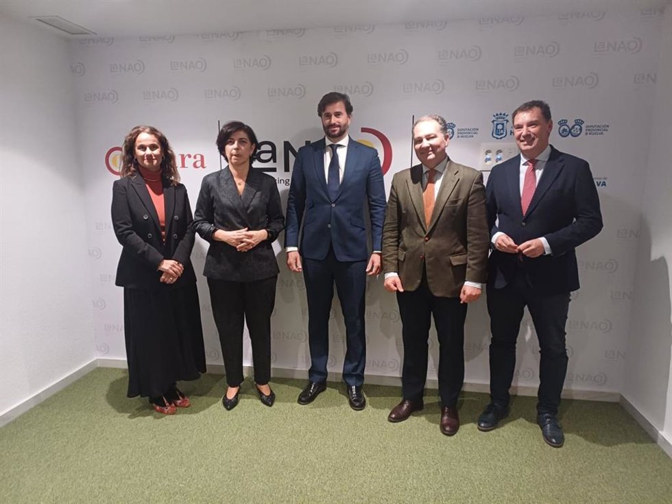 La consejera delegada de Atlantic Copper, Macarena Gutiérrez, en el Club Cámara Huelva.