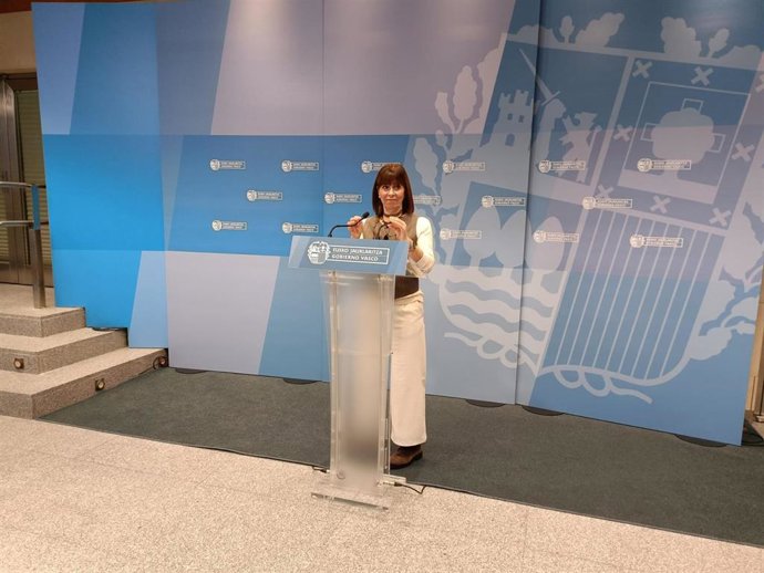 La viceconsejera de Políticas Educativas, Lucía Torrealdai