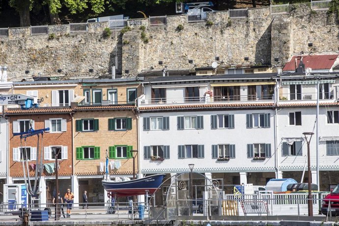 Archivo - Puerto donostiarra.