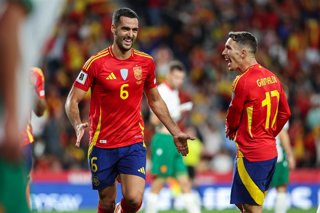 Archivo - Mikel Merino of Spain celebrates a goal during the FIFA World Cup 2026 qualifier match between Spain and Bulgaria at Jose Zorrilla on October 14, 2025 in Valladolid, Spain.