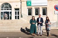 El PSOE de Almería exige al presidente de la Junta que contrate profesionales para los nuevos centros sanitarios