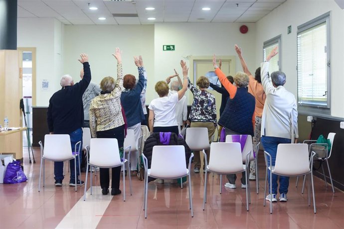 Archivo - Imagen de archivo de una actividad del Día Internacional de las Personas Mayores